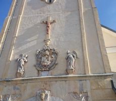 še malo, pa bo 400 let